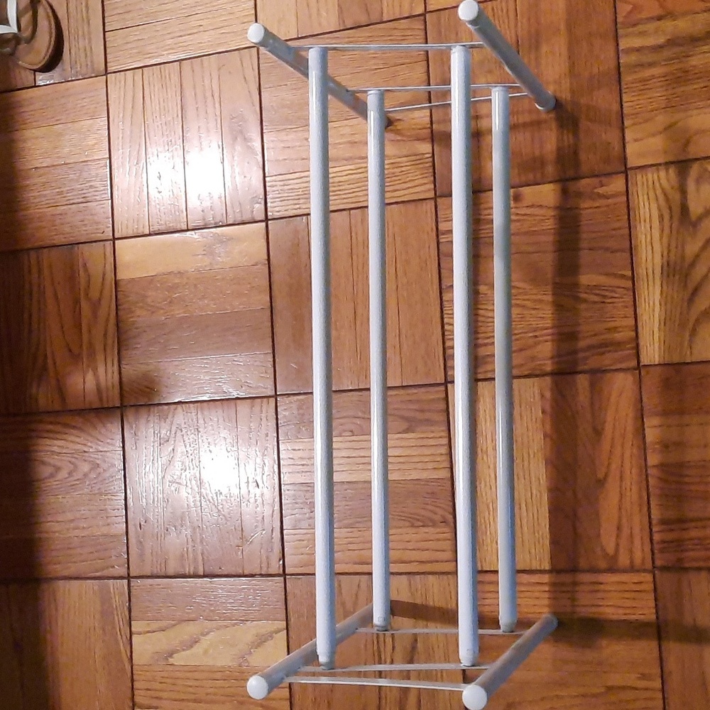 Two Tier White Expandable Metal Shoe Rack